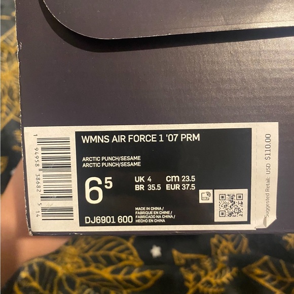 Nike Women's Multicolor Air Force 1 Sneakers - Picture 5 of 6